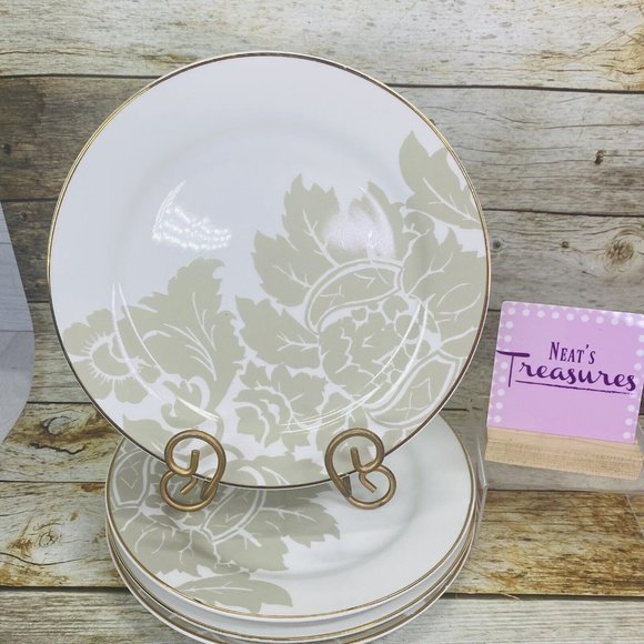 St. Nicholas Square Dining Kohls St Nicholas Square Spirit The